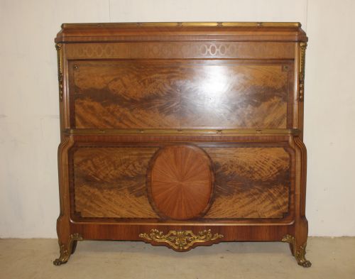 absolutely fabulous quality mahogany and ormolu mounted bed king size - CATEGORY: ANTIQUE BEDS - DATED 1900
