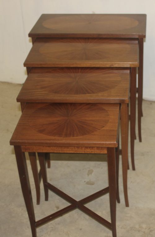 nest of 4 tables - CATEGORY: ANTIQUE TABLES - DATED 1920