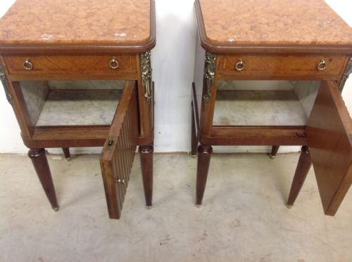 PAIR OF BEDSIDE TABLES - ADDITIONAL PHOTO 4