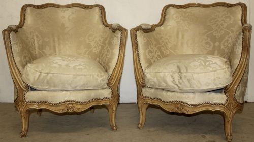 CLASSIC PAIR OF FRENCH ARMCHAIRS - ADDITIONAL PHOTO 1