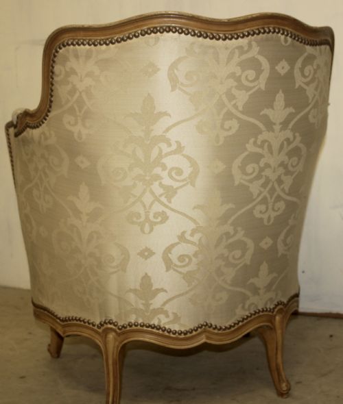 CLASSIC PAIR OF FRENCH ARMCHAIRS - ADDITIONAL PHOTO 5