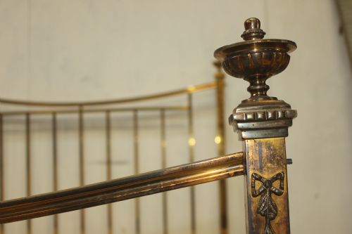 GOOD QUALITY BRASS BED - ADDITIONAL PHOTO 4