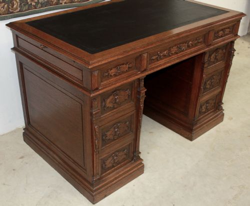 OAK DESK - ADDITIONAL PHOTO 1