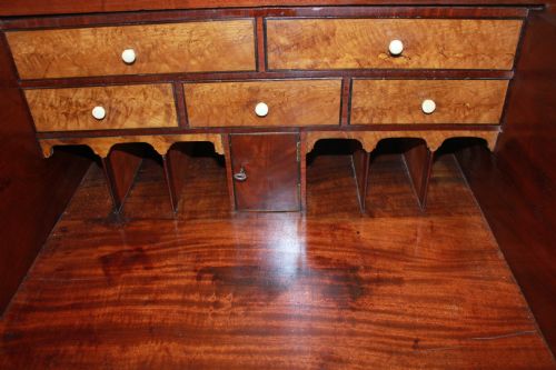 CHEST OF DRAWERS WITH A SECRATAIRE - ADDITIONAL PHOTO 5