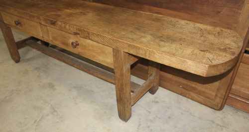 SERVING TABLE - ADDITIONAL PHOTO 2