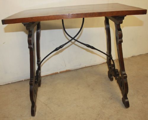 TABLE - ADDITIONAL PHOTO 5