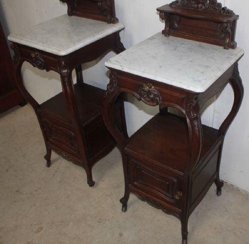 PAIR OF BEDSIDE TABLES - ADDITIONAL PHOTO 1