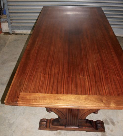 WALUT DINING TABLE - ADDITIONAL PHOTO 4