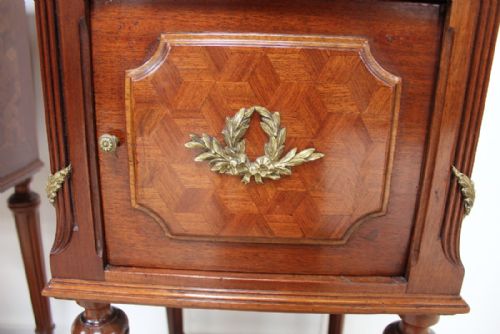 PAIR OF NIGHT STANDS - ADDITIONAL PHOTO 5