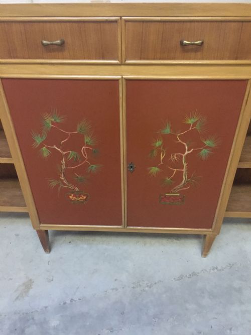 PAIR OF BREAKFRONT BOOKCASES - ADDITIONAL PHOTO 1