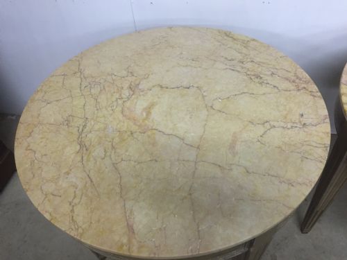 A PAIR OF MARBLE TOP TABLES - ADDITIONAL PHOTO 3