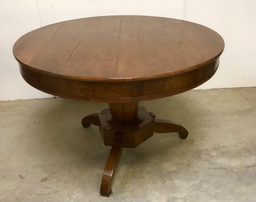 walnut round table - CATEGORY: ANTIQUE TABLES - DATED 1850