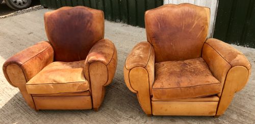 pair of leather moustache club armchairs - CATEGORY: ANTIQUE CHAIRS - DATED 1920