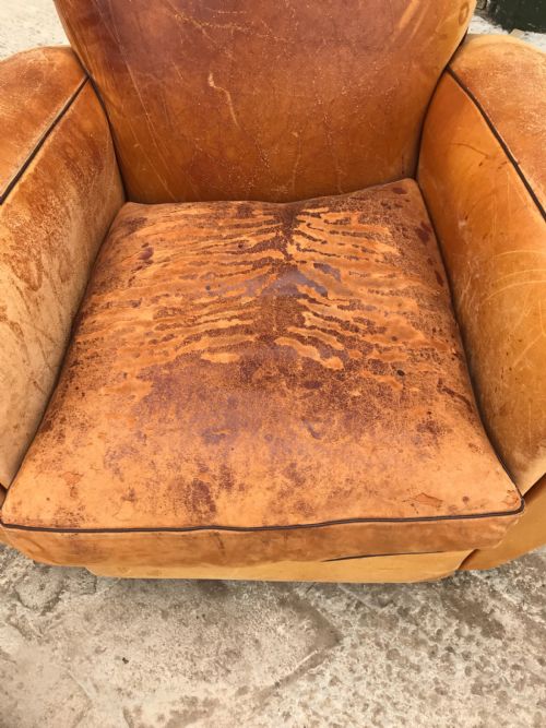 PAIR OF LEATHER MOUSTACHE CLUB ARMCHAIRS - ADDITIONAL PHOTO 9