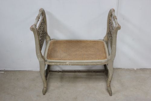 FRENCH STOOL - ADDITIONAL PHOTO 2