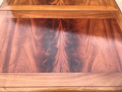 DINING TABLE - ADDITIONAL PHOTO 2