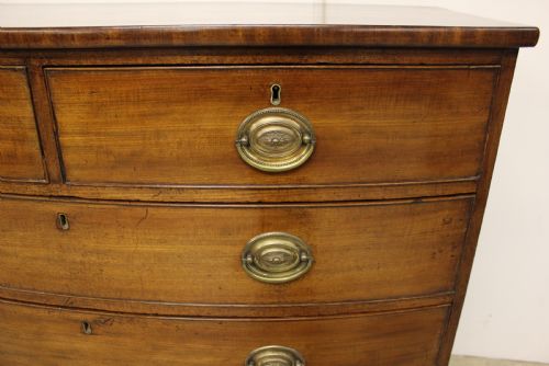 EARLY 9 TH CENT MAHOGANY CHEST OF DRAWERS - ADDITIONAL PHOTO 5