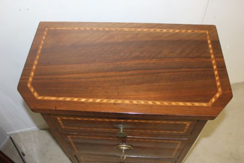 A PAIR OF SMALL CHESTS - ADDITIONAL PHOTO 2