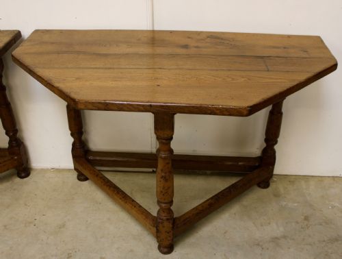 PAIR OF OAK CONSOLE TABLES - ADDITIONAL PHOTO 1