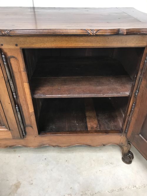 FRENCH WALNUT BUFFET SIDEBOARD - ADDITIONAL PHOTO 7