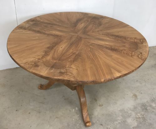 DINING TABLE - ADDITIONAL PHOTO 5