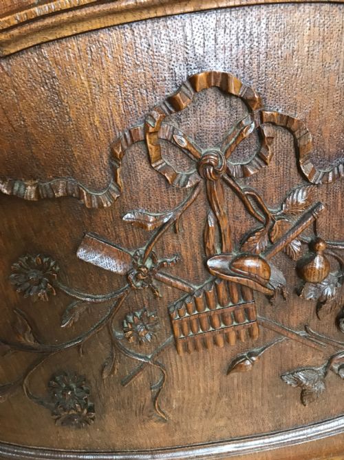FINE CARVED OAK FRENCH BED KING SIZE - ADDITIONAL PHOTO 2