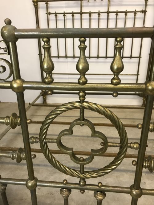 KING SIZE BRASS BED - ADDITIONAL PHOTO 6