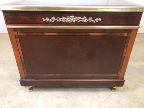 FINE QUALITY ORMOLU MOUNTED PEDESTAL DESK - ADDITIONAL PHOTO 7