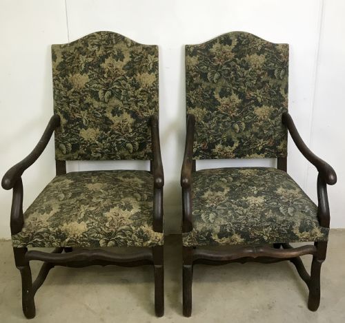 pair of leg of mutton armchairs - CATEGORY: ANTIQUE CHAIRS - DATED 1920