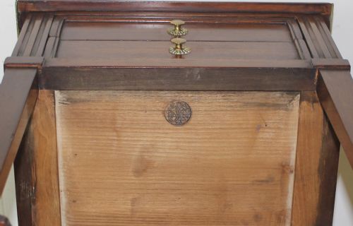 PAIR OF LAMP TABLES - ADDITIONAL PHOTO 5