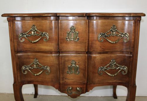 PROVINCIAL COMMODE - ADDITIONAL PHOTO 2