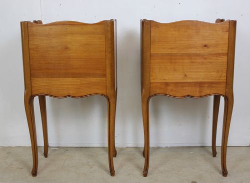 PAIR OF CHERRYWOOD NIGHTSTANDS - ADDITIONAL PHOTO 4
