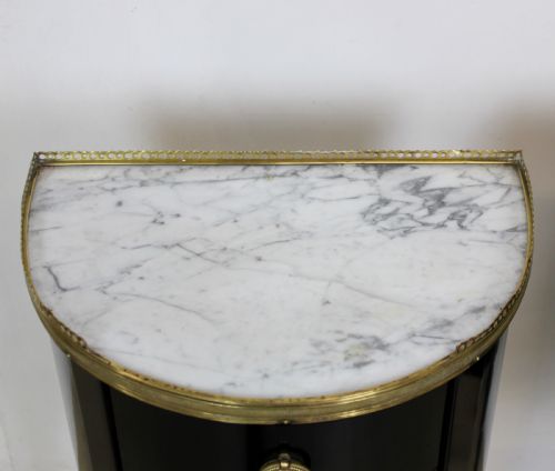 EBONISED PAIR OF NIGHTSTANDS - ADDITIONAL PHOTO 2