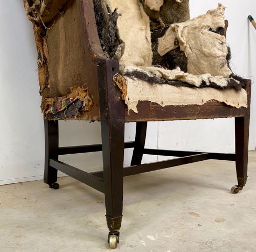 ENGLISH WING BACK CHAIR - ADDITIONAL PHOTO 3
