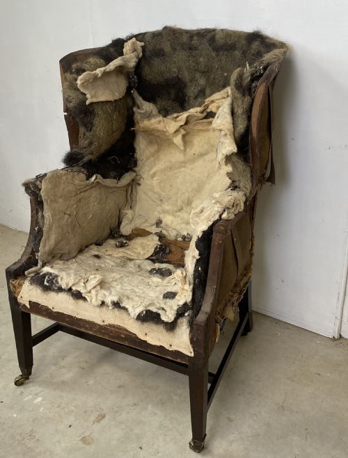 ENGLISH WING BACK CHAIR - ADDITIONAL PHOTO 5