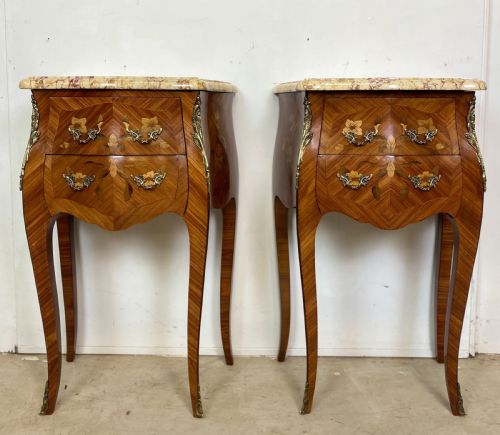 PAIR OF FRENCH MARQUETERY AND ORMOLU MOUNTED NIGHTSTANDS - ADDITIONAL PHOTO 2