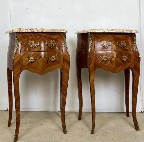 PAIR OF FRENCH MARQUETERY AND ORMOLU MOUNTED NIGHTSTANDS - ADDITIONAL PHOTO 5