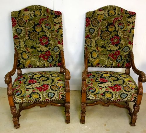 large pair of french walnut armchairs - CATEGORY: ANTIQUE CHAIRS - DATED 19TH CENTURY