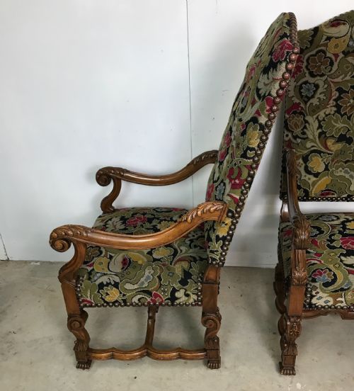 LARGE PAIR OF FRENCH WALNUT ARMCHAIRS - ADDITIONAL PHOTO 4