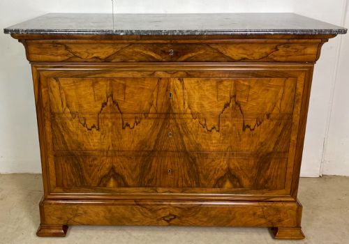 STUNNING FRENCH WALNUT COMMODE - ADDITIONAL PHOTO 6
