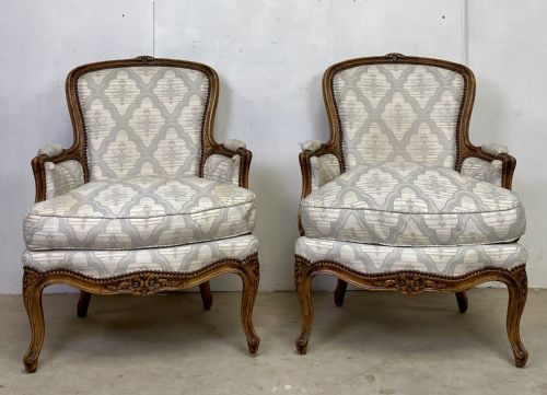 pair of french armchairs - CATEGORY: ANTIQUE CHAIRS - DATED 1920