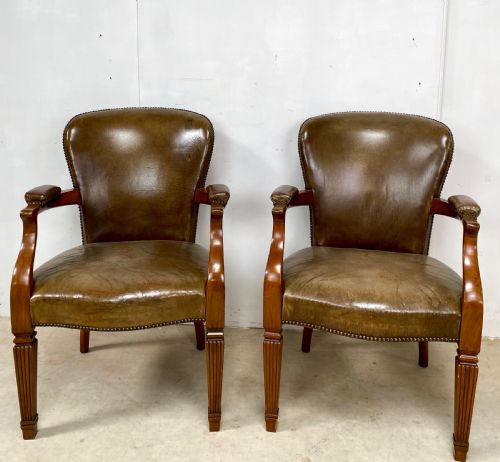 pair of walnut and leather desk chairs - CATEGORY: ANTIQUE CHAIRS - DATED 1910