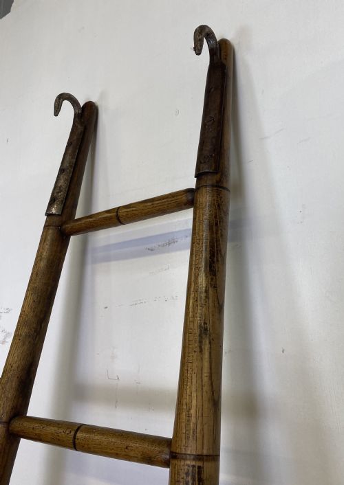 LIBRARY LADDER - ADDITIONAL PHOTO 6