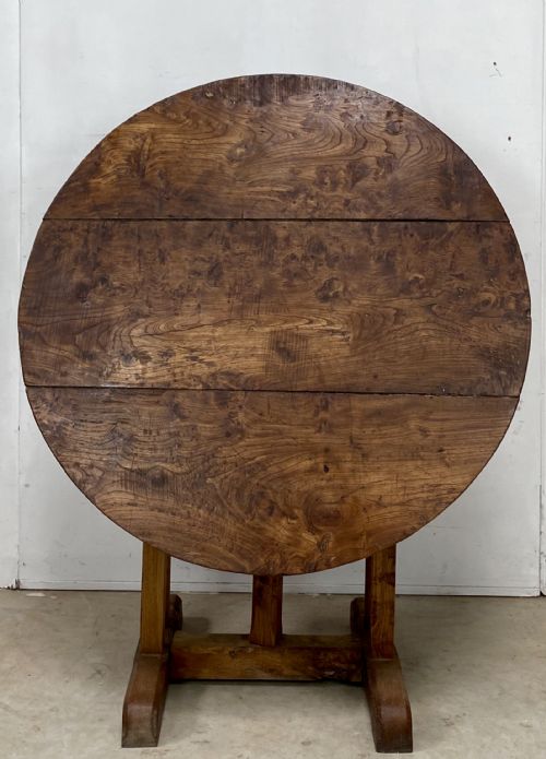 WINE TABLE - ADDITIONAL PHOTO 2