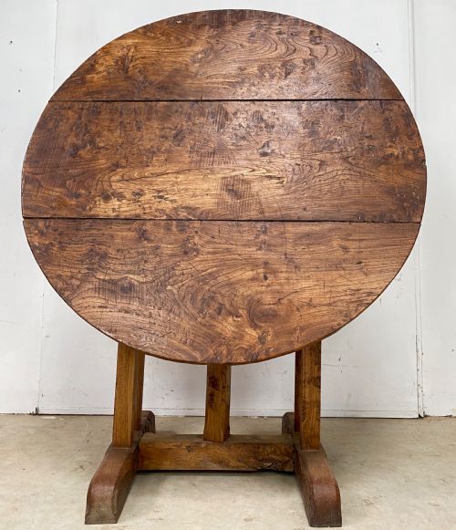 WINE TABLE - ADDITIONAL PHOTO 3