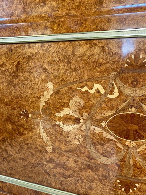 WALNUT AND ORMOLU BED - ADDITIONAL PHOTO 15