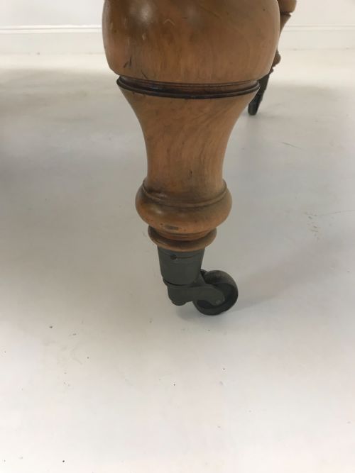 ANTIQUE WALNUT EXTENDING DINING TABLE - ADDITIONAL PHOTO 4