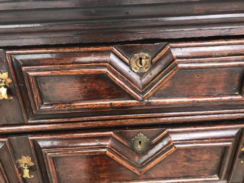 ANTIQUE 17TH CENT OAK CHEST - ADDITIONAL PHOTO 8