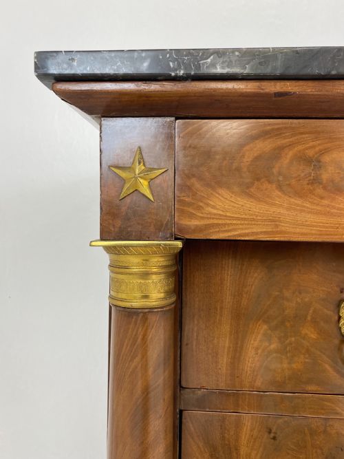 19TH CENTURY FRENCH EMPIRE COMMODE IN MAHOGANY - ADDITIONAL PHOTO 7