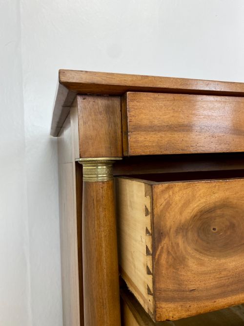 19TH CENTURY FRENCH WALNUT COMMODE - ADDITIONAL PHOTO 10